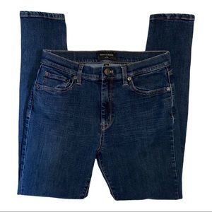 Banana Republic Dark Wash Skinny Jeans. Size 28